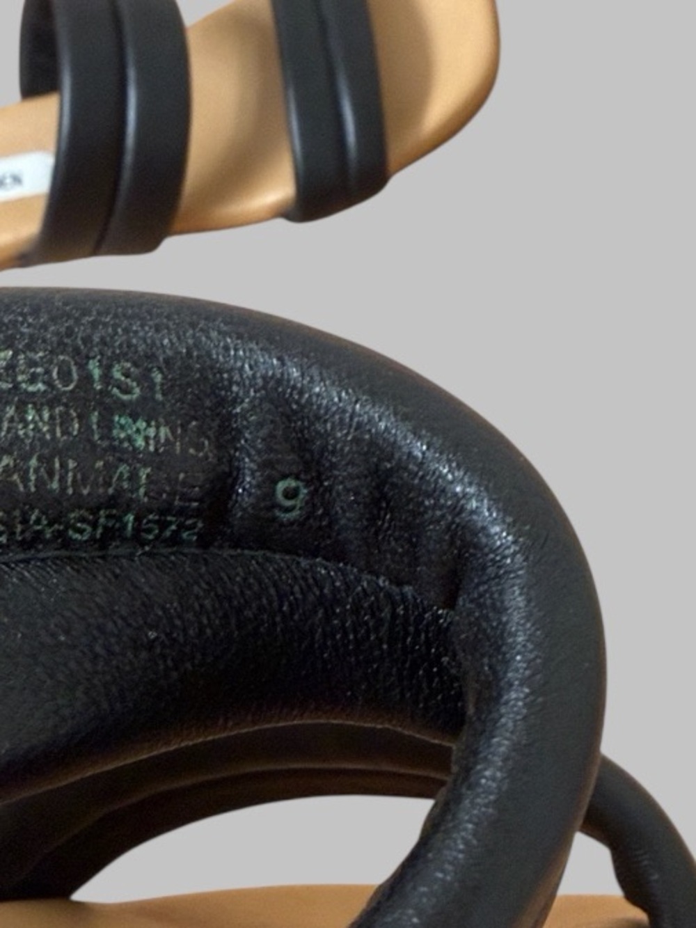 Steve Madden Black Wizen Flat Sandals - Picture 5 of 5